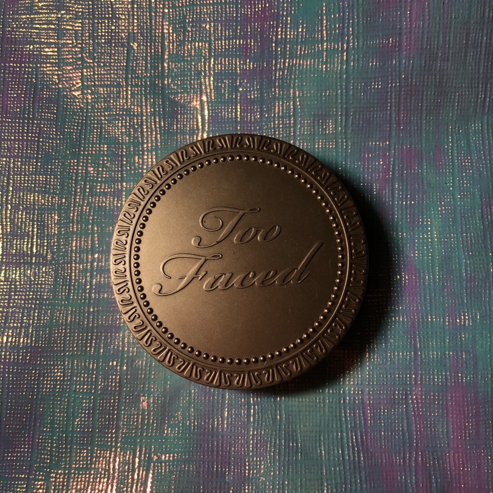 Too Faced Milk Chocolate Bronzer
